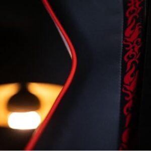 Chaise de Bureau Gaming Konix One Piece – Inclinaison 150°, Cuir Noir