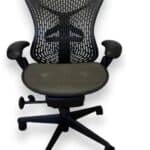 Chaise de bureau Herman Miller Mirra : confort et design ergonomique