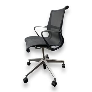 Chaise de bureau Herman Miller Setu : confort et design moderne